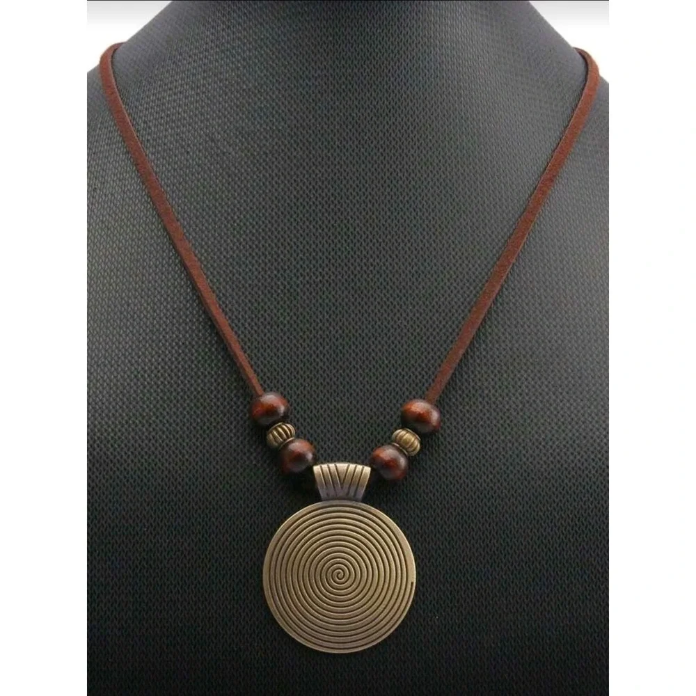 Bohemian Spiral Pendant Necklace Leather Cord Tribal Boho‎ Pendant